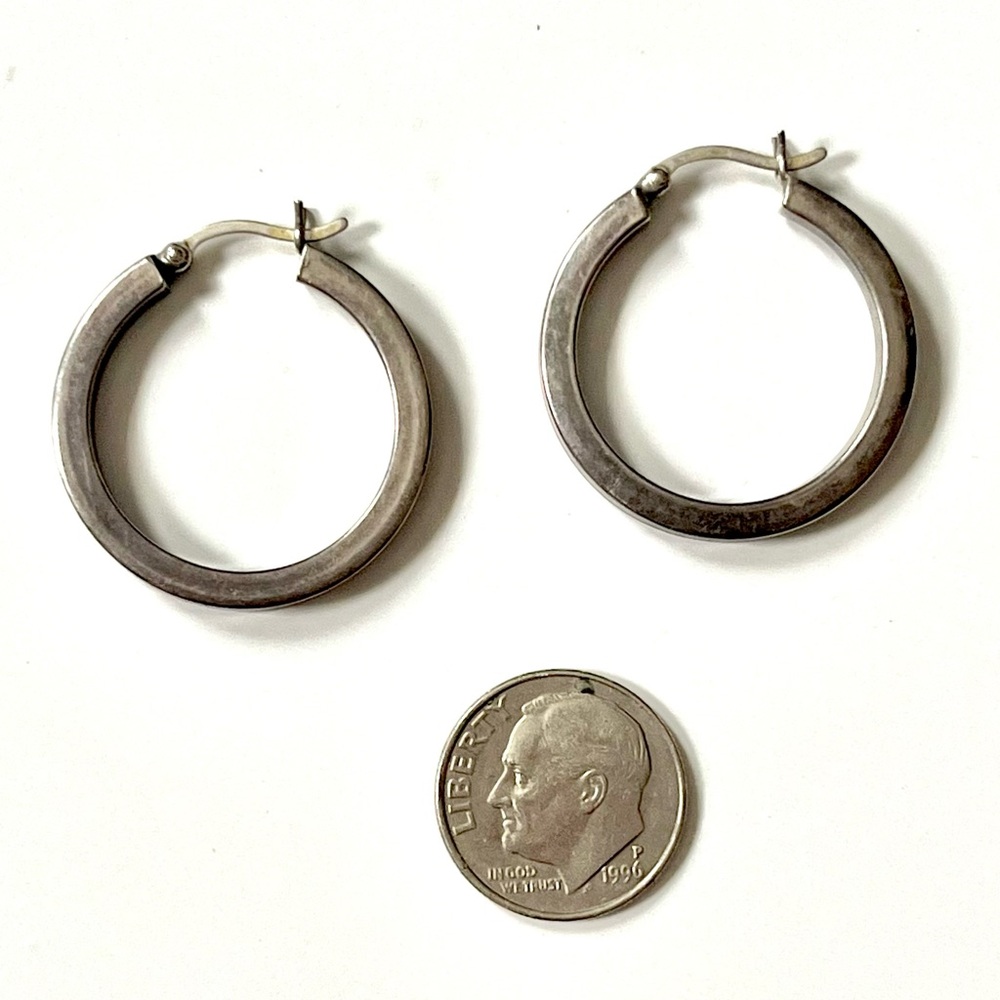 vintage 1990s silver hoop earrings